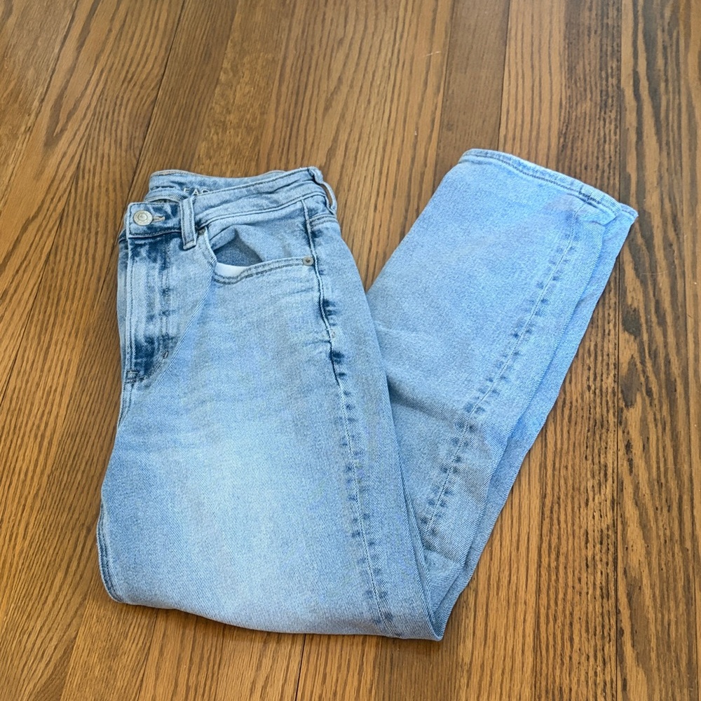 Women’s American Eagle Outfitters Light Wash Jeans